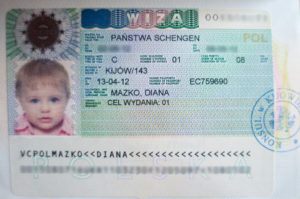 Документы для подачи визы в Словакию несовершеннолетним
